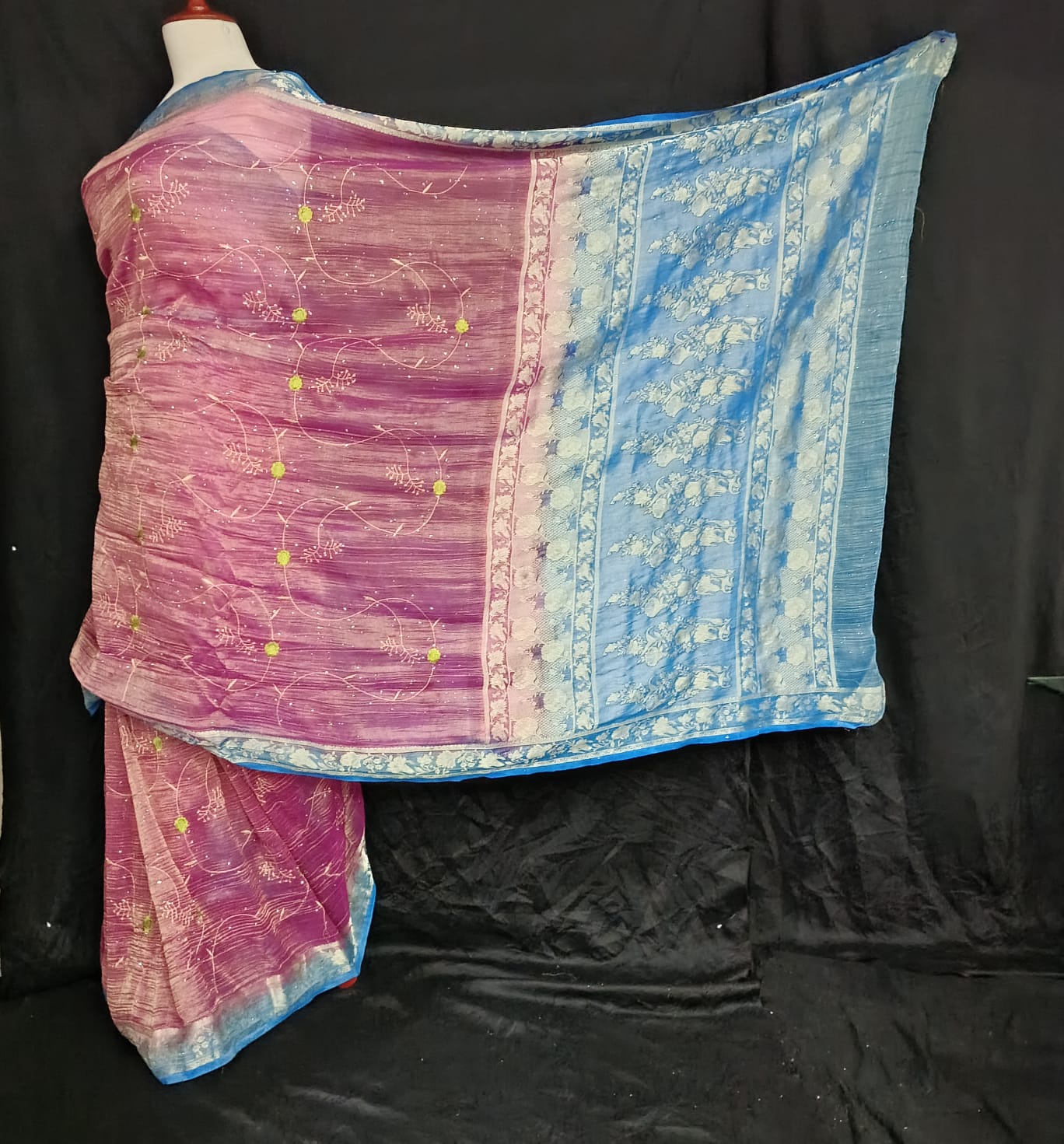 Pink Crushed Tissue Banarasi Saree with Blue Border & Green Floral Embroidery