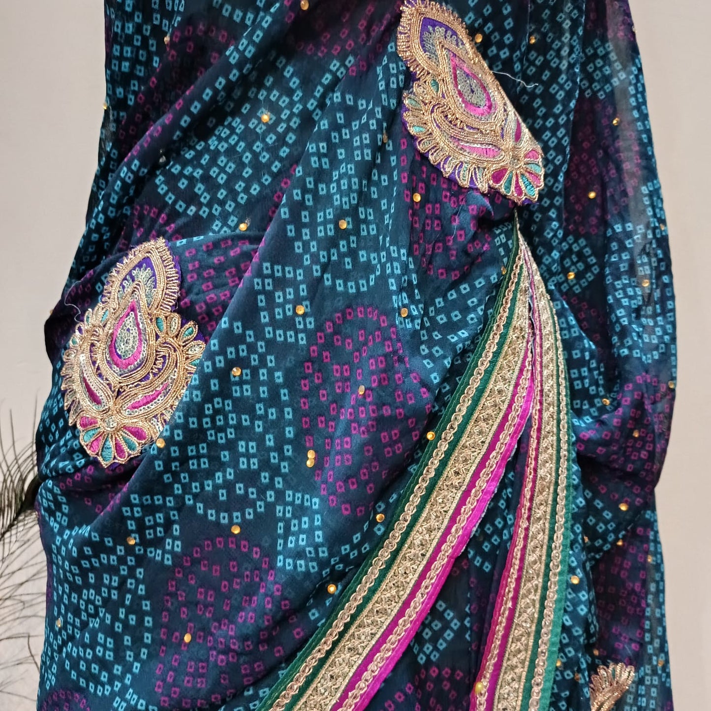Royal Blue Chunri Saree with Zari and Thread Embroidery